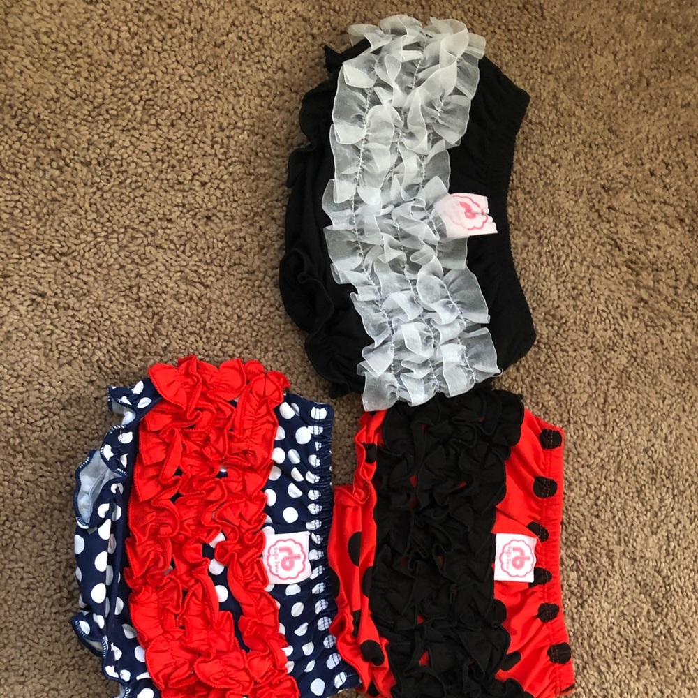 Baby ruffle butt diaper covers